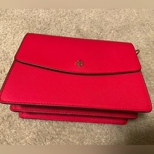 Tory Burch Robinson Shoulder Bag Red